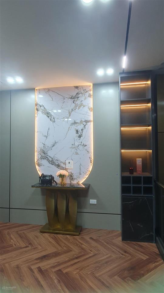 Nhà 8 tầng, thiết kế đẳng cấp, lâm hạ, bồ đề, hà nội. dt 50m2, giá tl