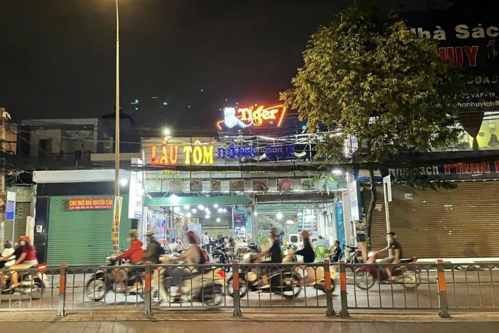 Tìm đâu ra! nhà mặt tiền kinh doanh quang trung, gò vấp. dt 10x20m  hđt 1,2tỷ/nămgiá chỉ 30 tỷ