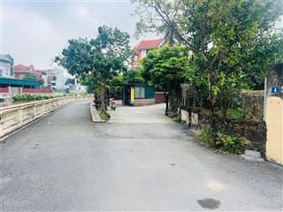 Chính chủ bán nhà biết thứ . dep view ho 235m