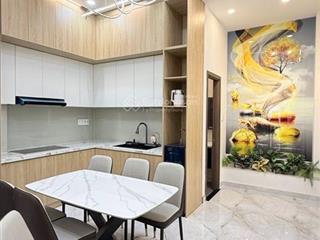 Cần bán nhà  gần chợ bình tiên  vào ở ngay  dt 104m2  7 tỷ 1