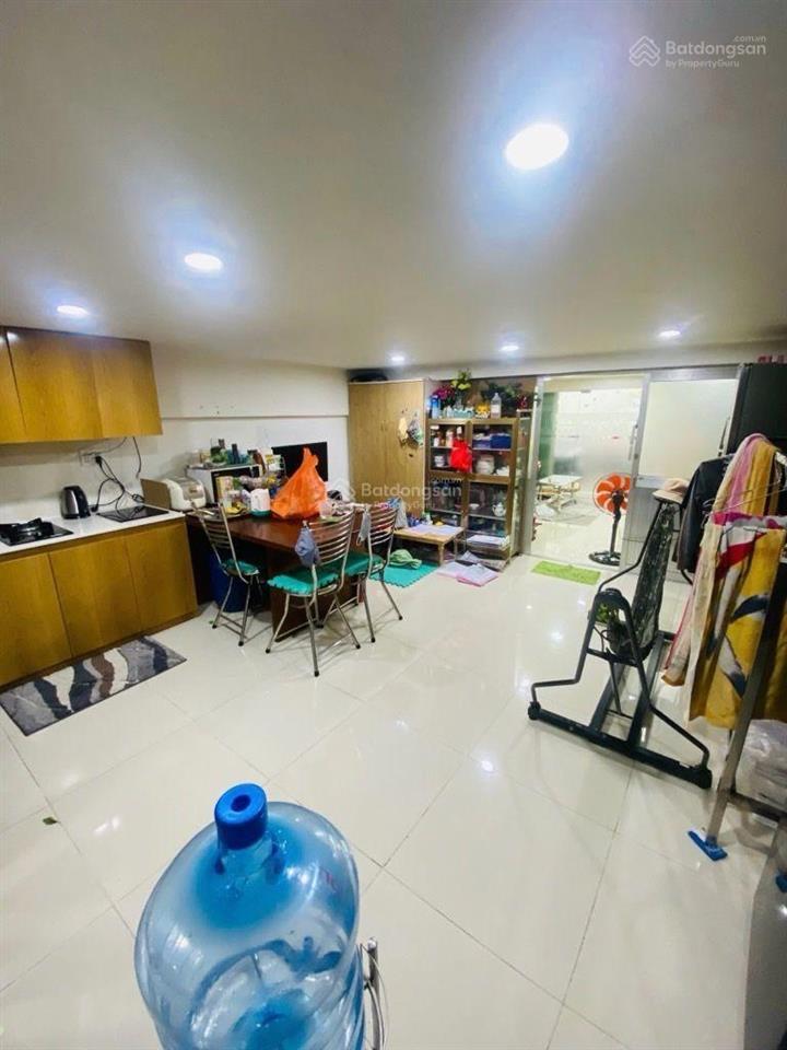 Bán nhà  2 mặt hẻm  dt 128m  7 tỷ hơn  gần ngã tư  minh phụng  hậu giang