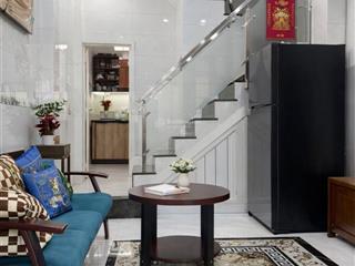 Bán nhà  3 tầng  sát mặt tiền  hẻm xe hơi thông  6 tỷ xíu