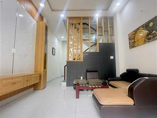 Bán nhà  gần vòng xoay  lê đại hành  dt 60m2  7 tỷ hơn