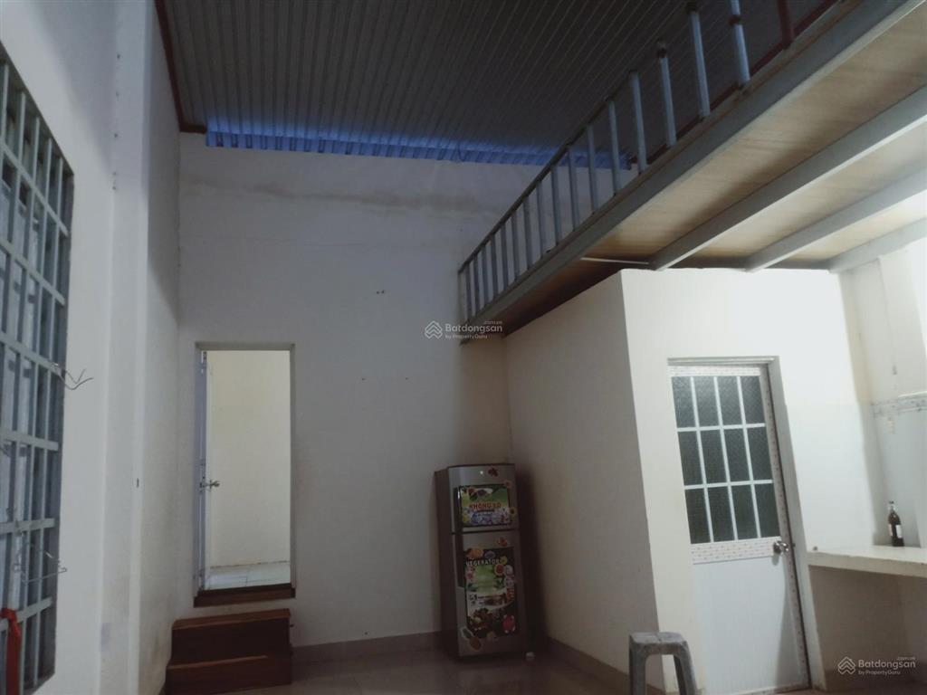 Cho thuê nhà nguyên căn,có gác,có sân để ô tô, gần chợ long toànbà rịa