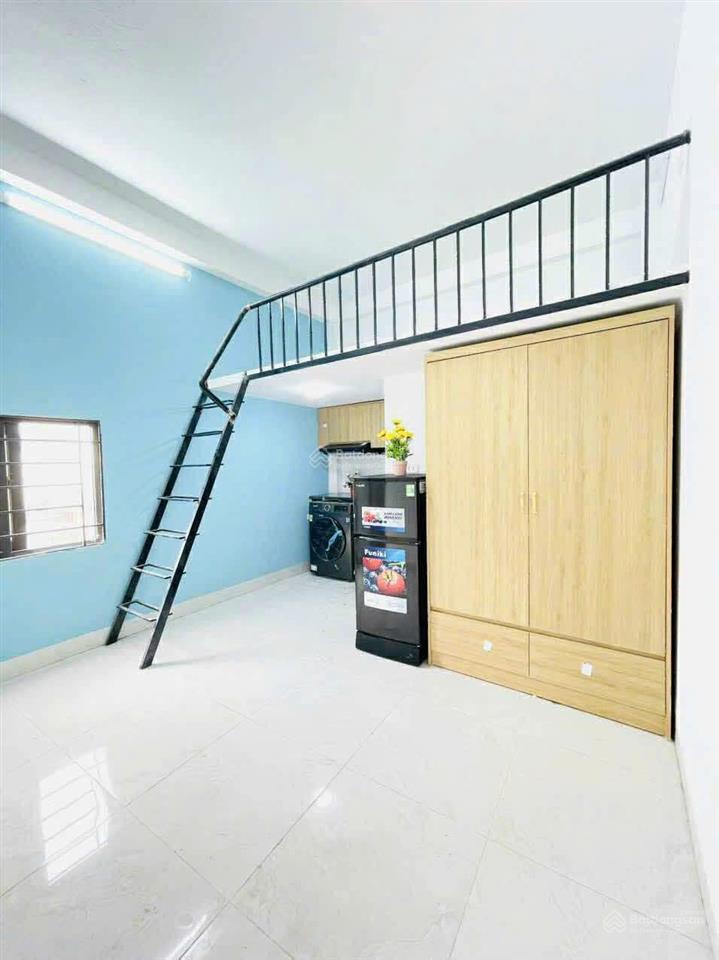Tòa căn hộ dịch vụ gần đh công nghiệp 17 phòng 7 tầng thang máy dòng tiền 80tr/tháng