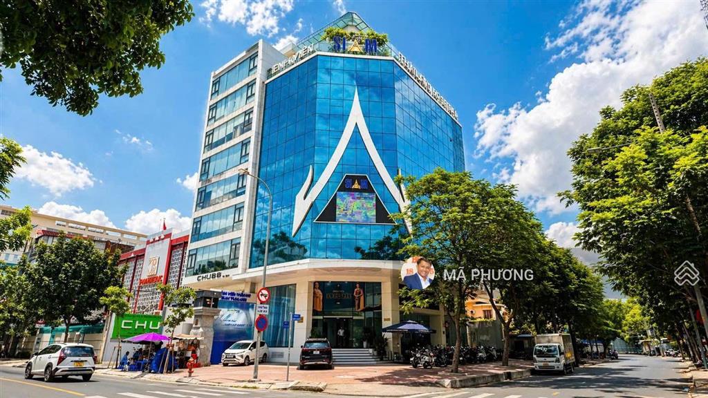 Khan hiếm  vị trí góc 2 mặt tiền nguyễn trãi  nguyễn cảnh chân, 2h 10t