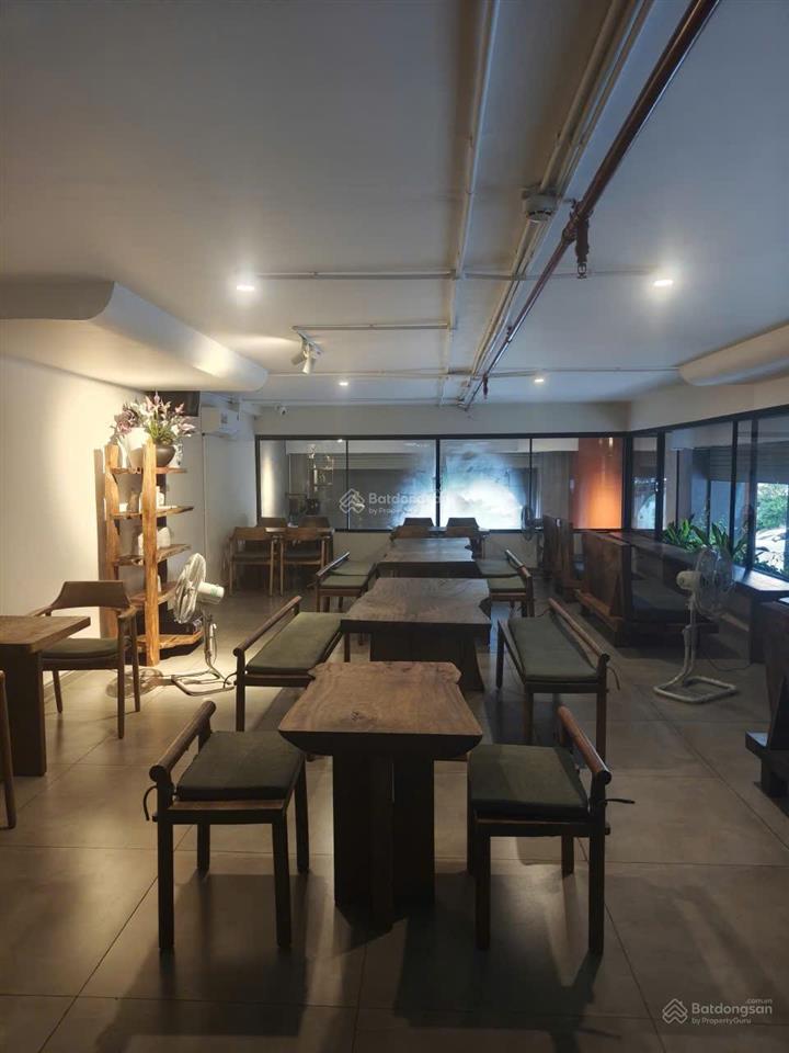 Cần cho thuê căn góc 2 mặt tiền shophouse ct2 vcn phước hải mặt tiền đường tố hữu. 55tr/tháng