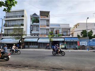 Nhà mặt tiền tôn thất tùng, thành phố nha trang  21 tỷ
cách biển hòn chồng 200m