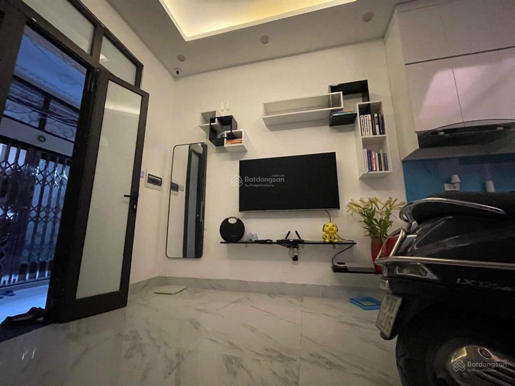 Cho thuê nr 3pn, 2wc, 80m2 tại kim hoa, phương liên, đống đa, giá siêu hời chỉ với 12 triệu vnd