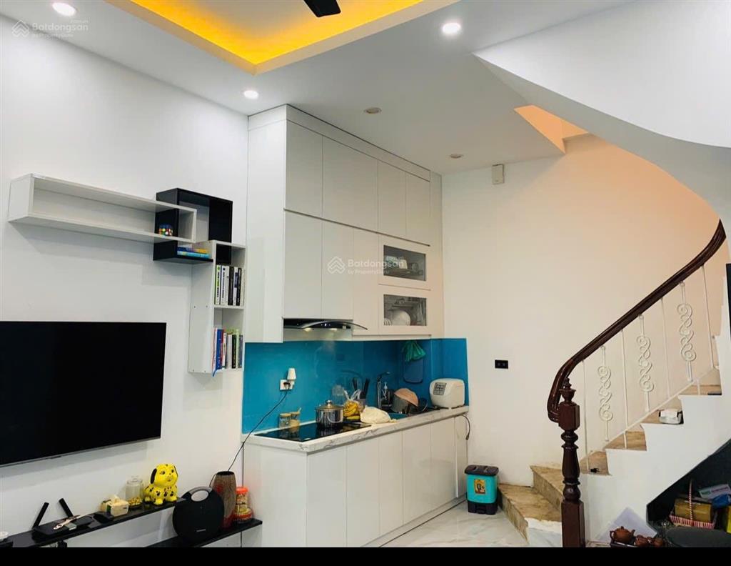 Cho thuê nr 3pn, 2wc, 80m2 tại kim hoa, phương liên, đống đa, giá siêu hời chỉ với 12 triệu vnd