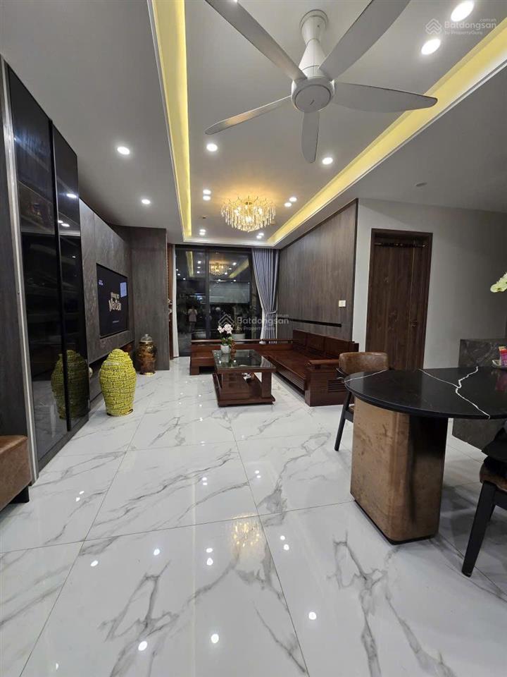 Chính chủ sunshine city cần bán 2 ngủ 8 tỷ, 3 ngủ 9 tỷ  duplex 15 tỷ  sđt 0981 757 ***