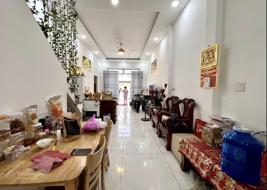 Nhà gần tân phú  lê thúc hoạch, 5x16, đường oto, 5 tỷ x