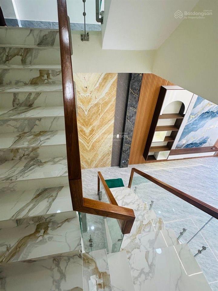 Giảm sốc 800 triệu còn 8.1 tỷ mặt tiền lk25 q12 mua 1 được 2 căn căn 1 4.2 x 13. 3 lầu