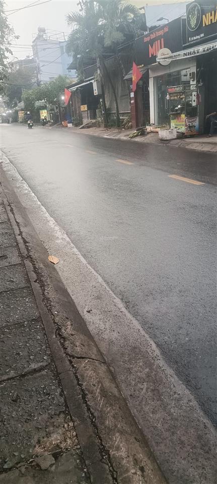 Nhà ở ngay 62m22 tầng 3 phòng ngủ.