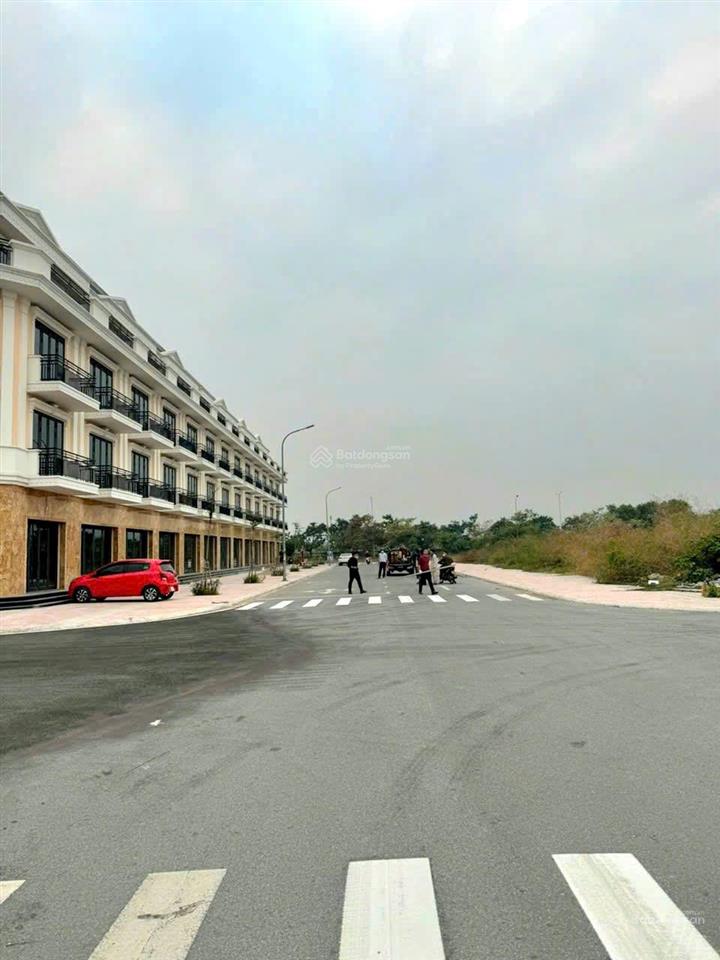 Duy nhất 1 căn vietsing square kđt vsip giá chỉ 5,2 tỷ trục thông vị trí siêu đẹp pháp lý chuẩn