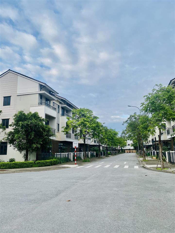Shophouse centa city dt 90m2 giá chưa đến 7 tỷ kinh doanh khai thác cho thuê 15  20tr/th, sổ hồng