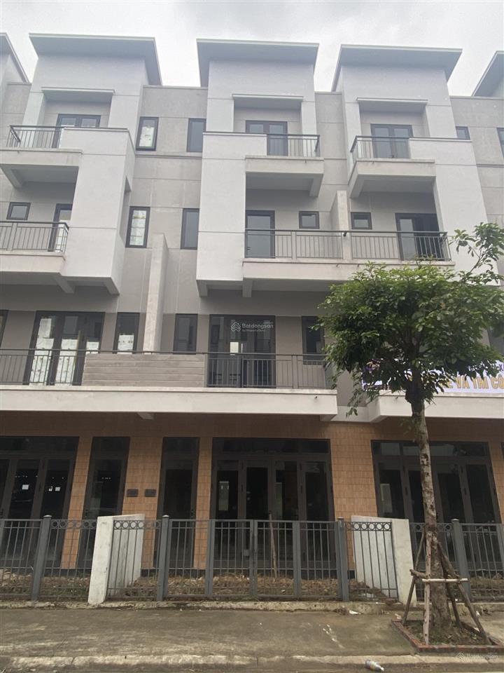 Bán căn centa diamond, chỉ nhỉnh 6 tỷ dt 75m2 sẵn sổ hồng, trục thông 2 đầu vị trí siêu đẹp giá tốt