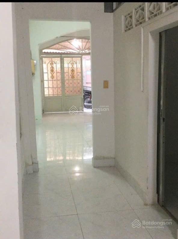 Nhà vị trí siêu đẹp hẻm 1000 lê văn lương, dt 5x14  liền kề quận 7  giá tốt 5,6 tỷ  0907 456 ***