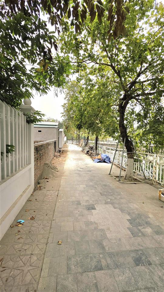 Chính chủ cần bán 252m mặt hồ minh quyết  khai quang  vĩnh phúc.