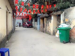 Bán đất văn hội đông ngạc. lô góc 51m². ô tô vào đất. gần học viện tài chính. 8.05 tỷ