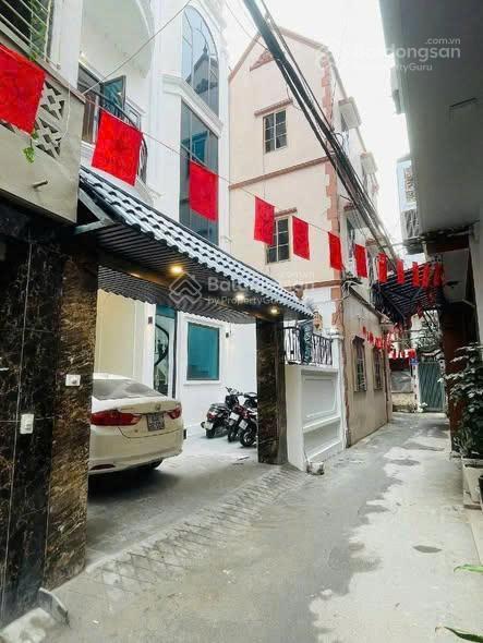 Bán nhà phú thượng cạnh trường ptth tây hồ, hx ciputra. dt 85m 3 tầng. giá 15.5 tỷ