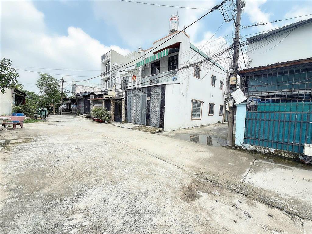 Đất bán tại thạnh xuân 24, 3,3 tỷ, 88m2 đẹp xuất sắc