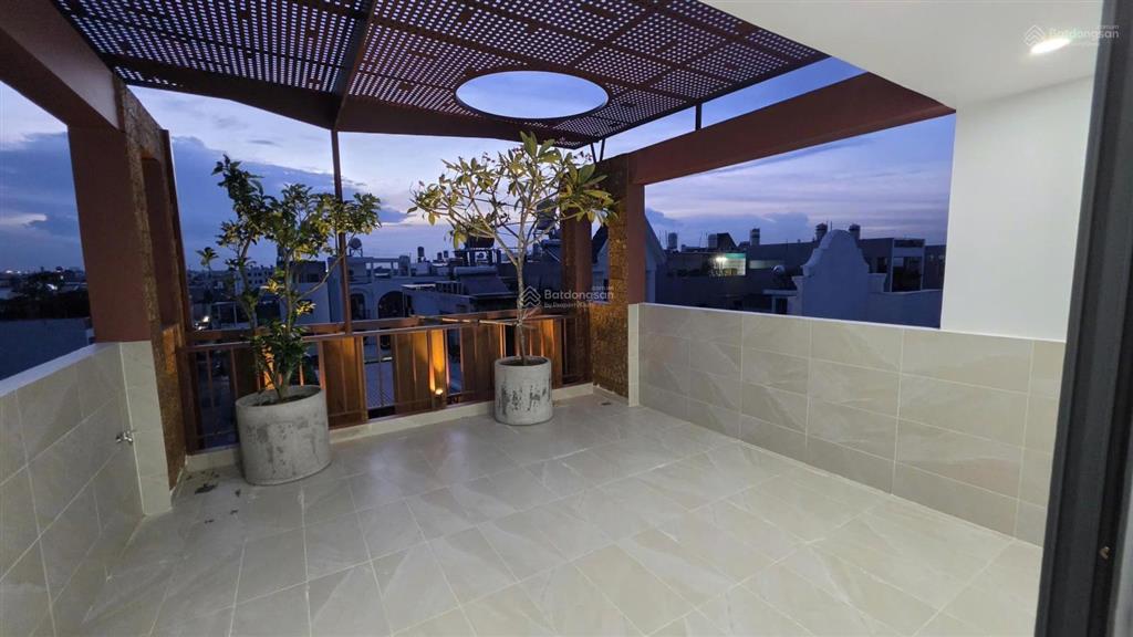 Bán nhà tại thạnh xuân 25, 7,9 tỷ, 58,5m2, 4pn, 5wc, full nội thất