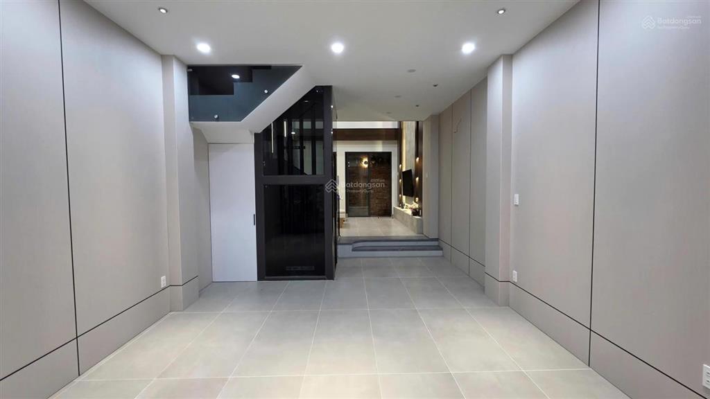 Bán nhà tại thạnh xuân 25, 7,9 tỷ, 58,5m2, 4pn, 5wc, full nội thất