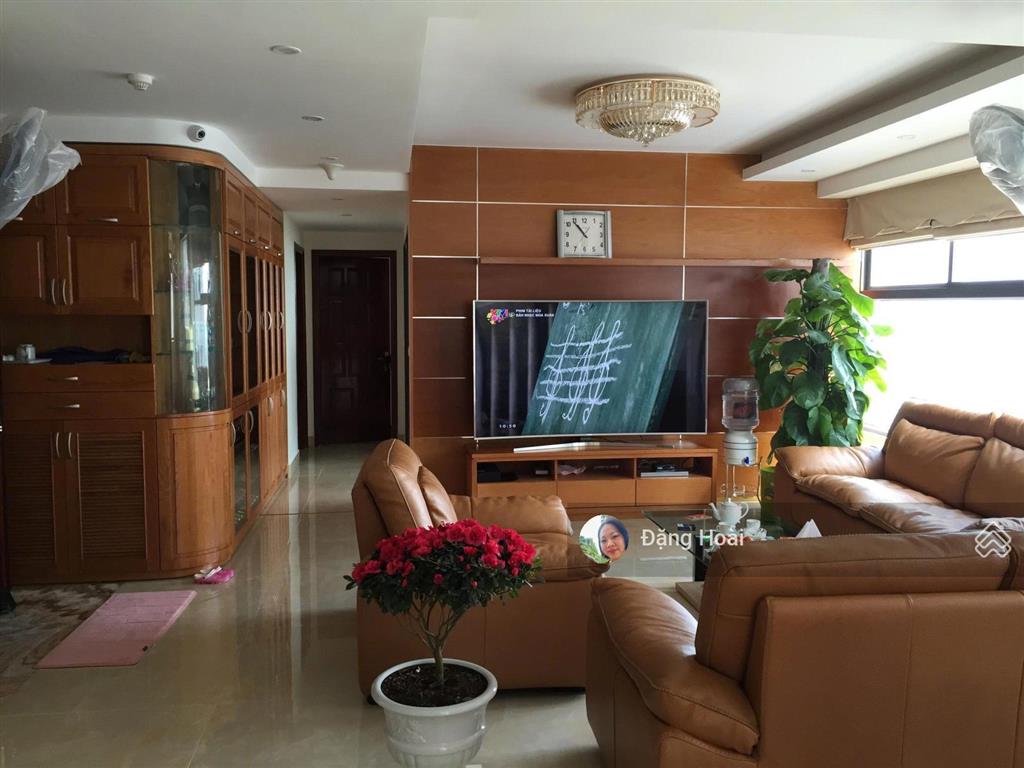 Vp4 bán đảo linh đàm 144.9m² 4pn, căn góc view hồ sổ đỏ