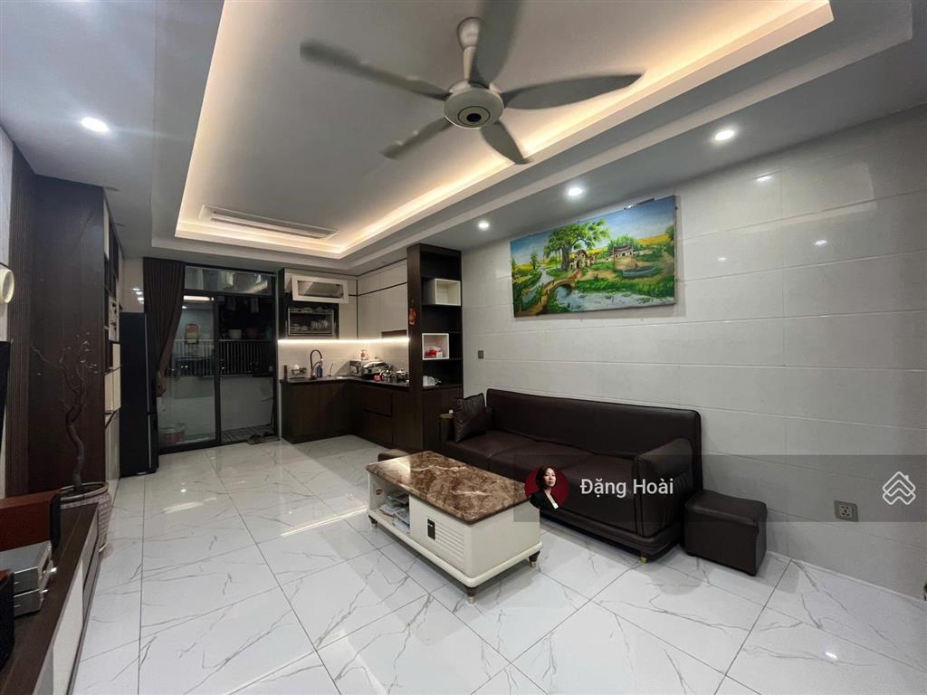 Chỉ 4 tỷ cho căn 83m2 hh1c linh đàm view hồ, full đồ, không gian sống lý tưởng