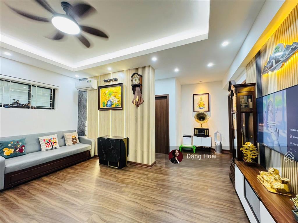 Siêu phẩm tầng thấp tòa nơ 3 bán đảo linh đàm 76m full đồ mới sổ đỏ chính chủ