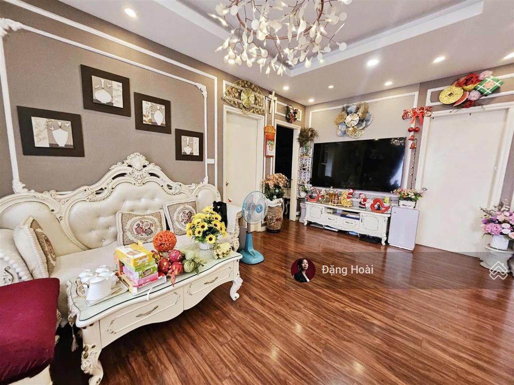 Hiếm có khó tìm căn hộ 102,2m view trực diện hồ linh đàm tại licogi 12 đại từ sổ đỏ cất két