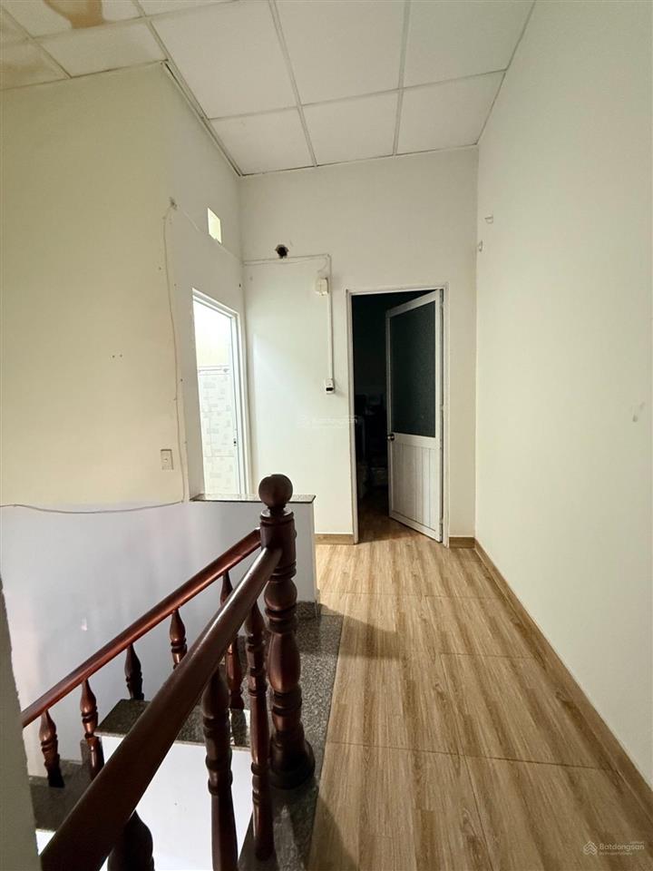 Mua 1 được 2 nhà ngay liên khu 45, bình tân. hẻm 5m xe hơi vào nhà, ngang lớn 8m x 12m, 2 tầng, nh