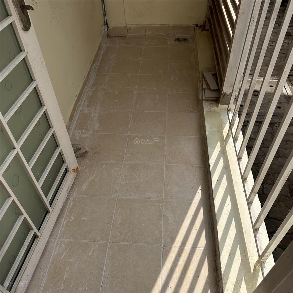 Cần bán căn chung cư ehome 4 vị trí tầng trệt tiếp đất. cách quốc lộ 13 chỉ 500m. cạnh tiến metro