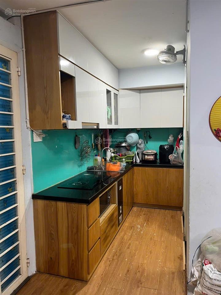 Chính chủ bán căn góc tầng 3 chung cư ehome 4.