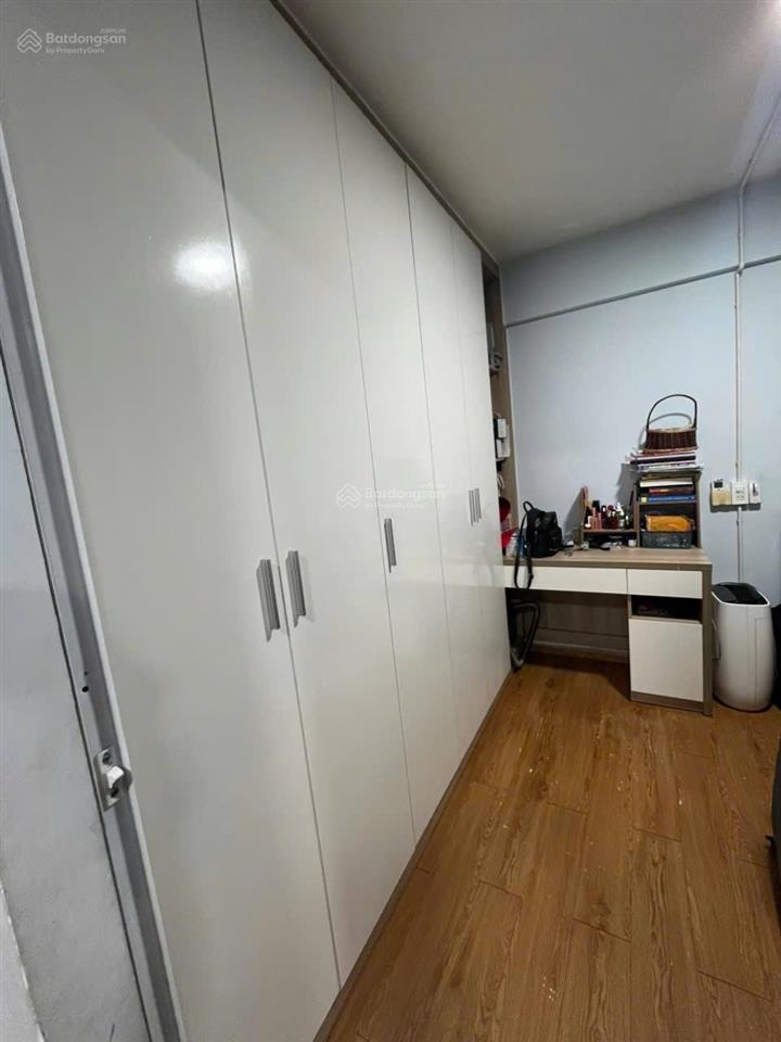 Chính chủ bán căn góc tầng 3 chung cư ehome 4.