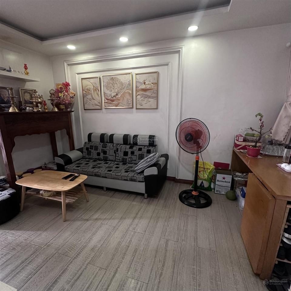 Bác lớn tuổi bán căn hộ về quê hưởng tuổi già nên cần bán nhanh căn hộ ehome 4