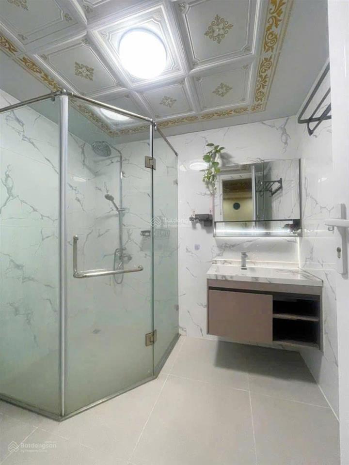 Chính chủ bán cắt lỗ gần 1 tỷ căn 3pn 103m2 tại ct2 full nội thất mới đẹp tại kđt văn khê, hà đông