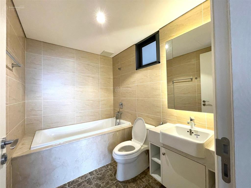 Chỉ nhỉnh 5 tỷ căn 2 ban công 3pn 120m2 tòa ct8 full nội thất chung cư dương nội, hà đông
