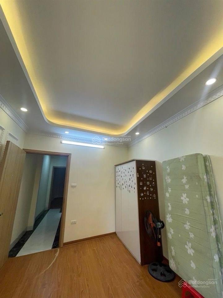 Bán nhà riêng tại ngõ 604 ngọc thụy, 35m2, ngõ ô tô thông