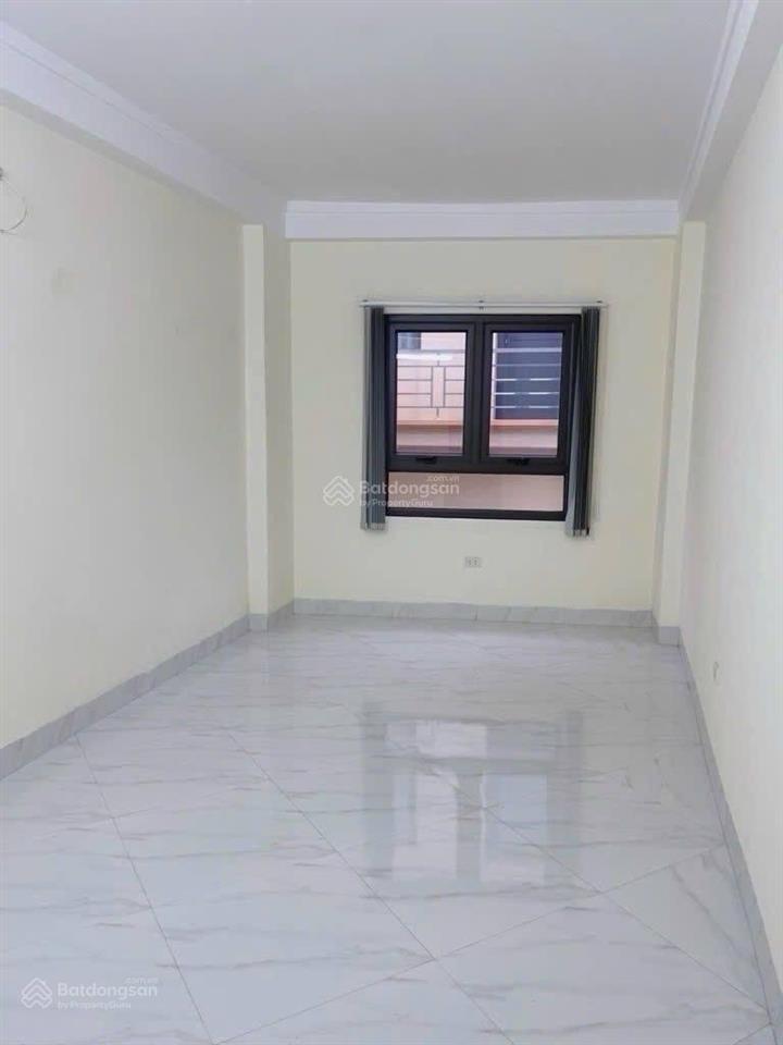 Bán nhà riêng tại ngõ 604 ngọc thụy, 35m2, ngõ ô tô thông