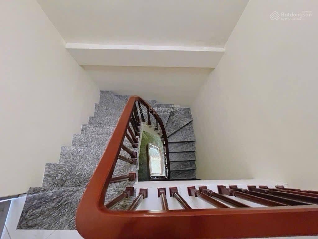 Bán nhà riêng tại ngõ 604 ngọc thụy, 35m2, ngõ ô tô thông