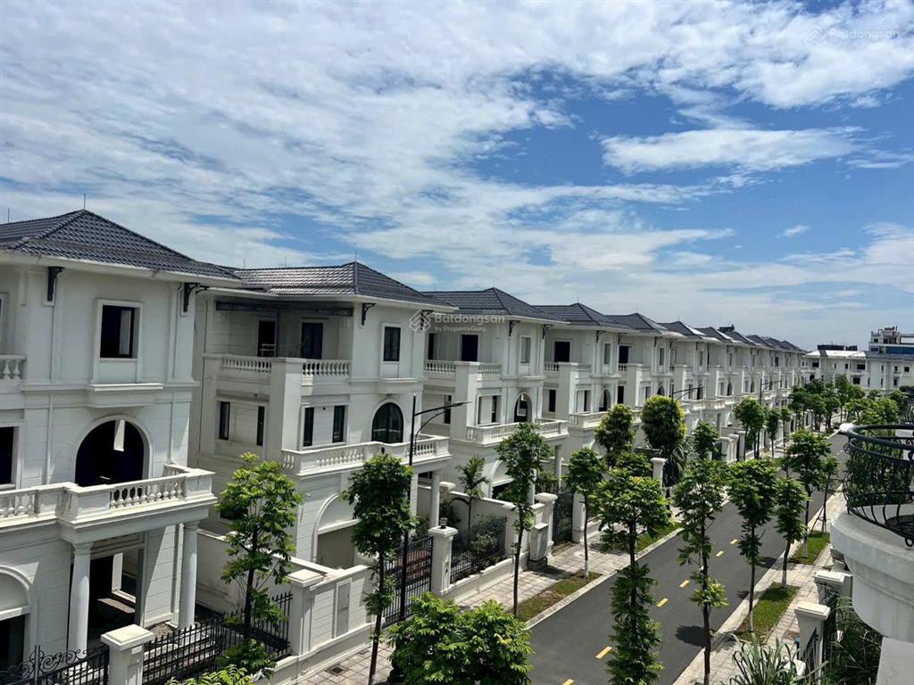 Biệt thự vườn cam sở hữu không gian sống đẳng cấp châu âu