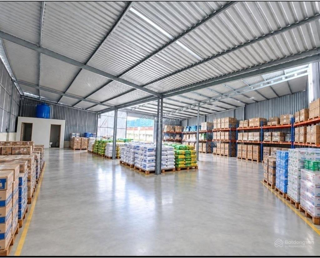Xưởng gần chợ đầu mối hóc môn 1000m2 giá chỉ 23 triệu