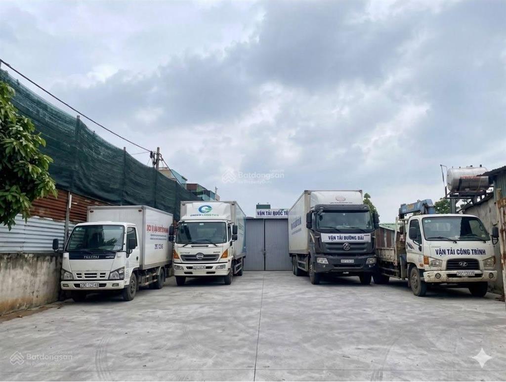 Xưởng gần chợ đầu mối hóc môn 1000m2 giá chỉ 23 triệu