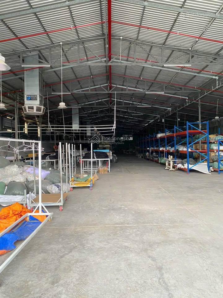 Xưởng mặt tiền hương lộ 2 tân phú trung  1500m2  82 triệu| container 24/24