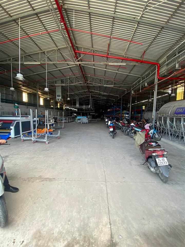 Xưởng mặt tiền hương lộ 2 tân phú trung  1500m2  82 triệu| container 24/24