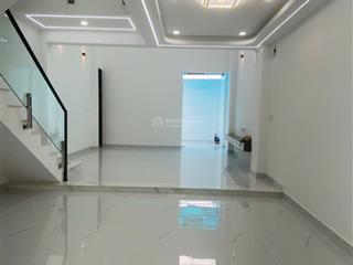Nhà đẹp lê văn khương gara ô tô trong nhà giá nhỉnh 6 tỷ  5x18m