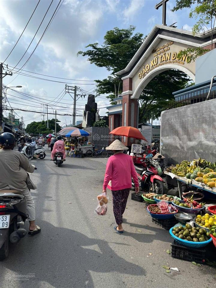 Bán nhà đẹp trịnh thị đối, gara ô tô trong nhà, giá nhỉnh 6 tỷ