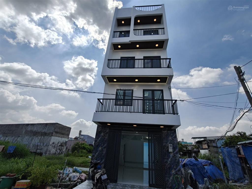 Bán nhà đẹp trịnh thị đối, gara ô tô trong nhà, giá nhỉnh 6 tỷ